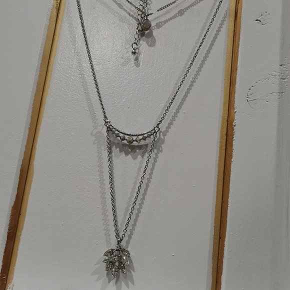 Necklace - Picture 2 of 4